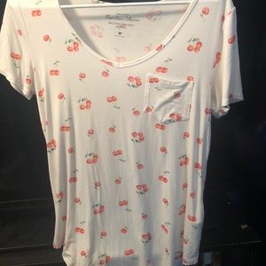 Hollister Cherry T-shirt